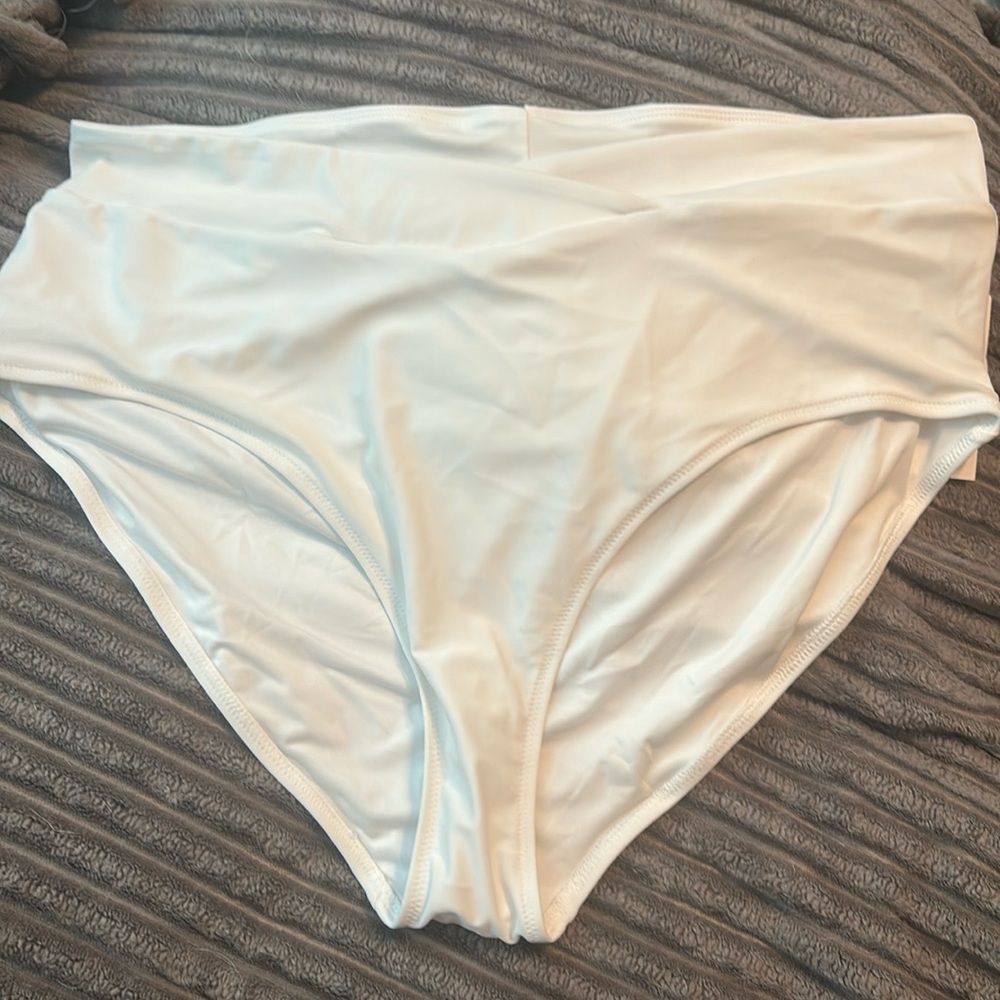 Old navy nwt swim bottoms